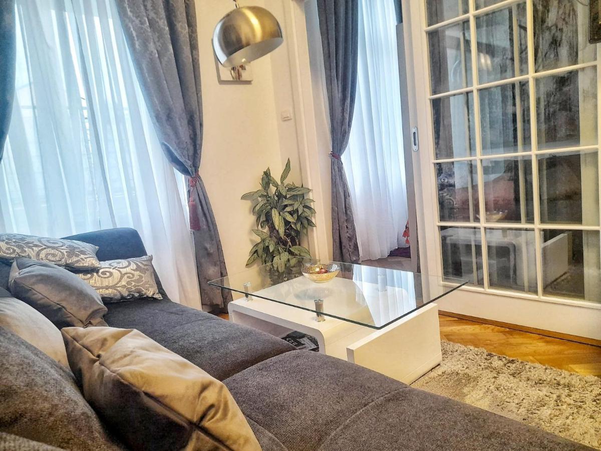 Apartment Zrinjevac Záhřeb Exteriér fotografie